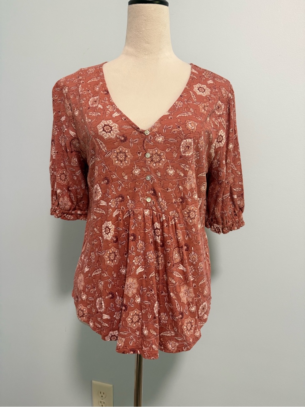Lucky Brand Women’s Short Sleeve Half Button‎ Cotton Blend Top Blouse Size S